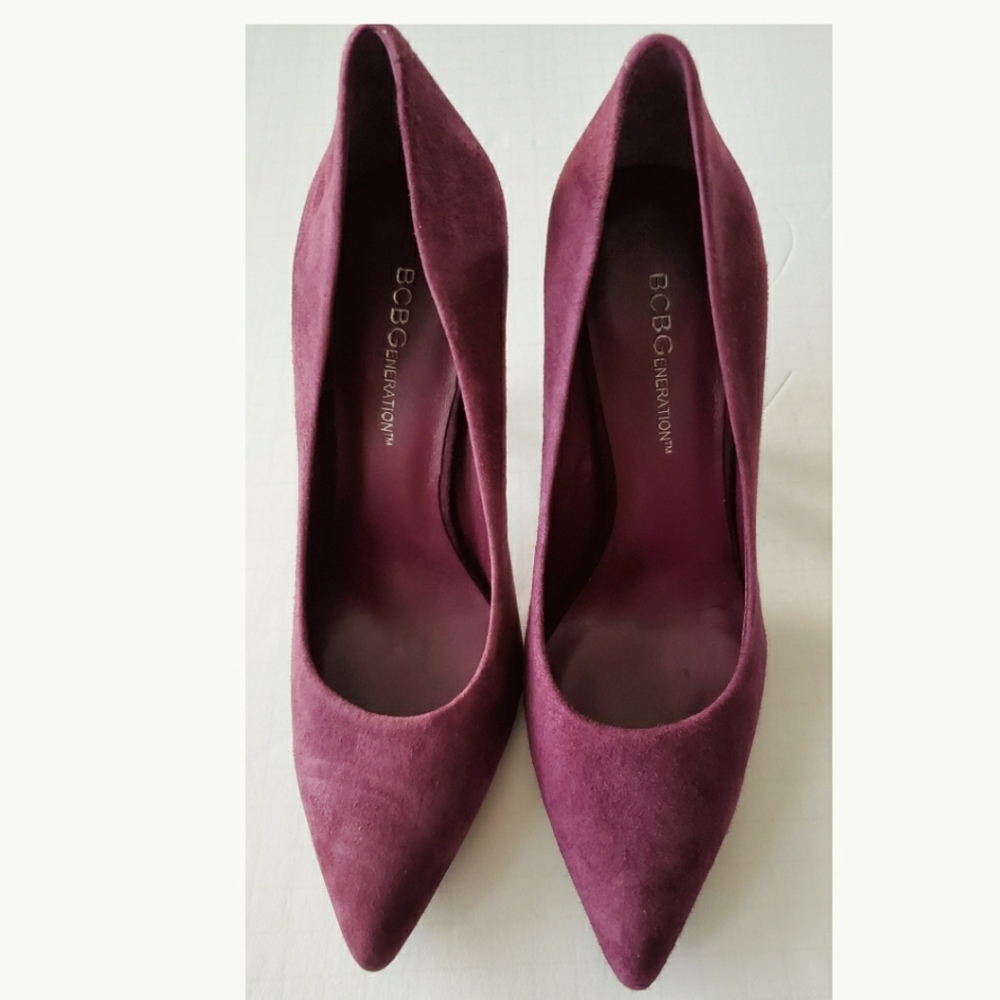 New BCBGeneration Plum Suede Pumps size 7